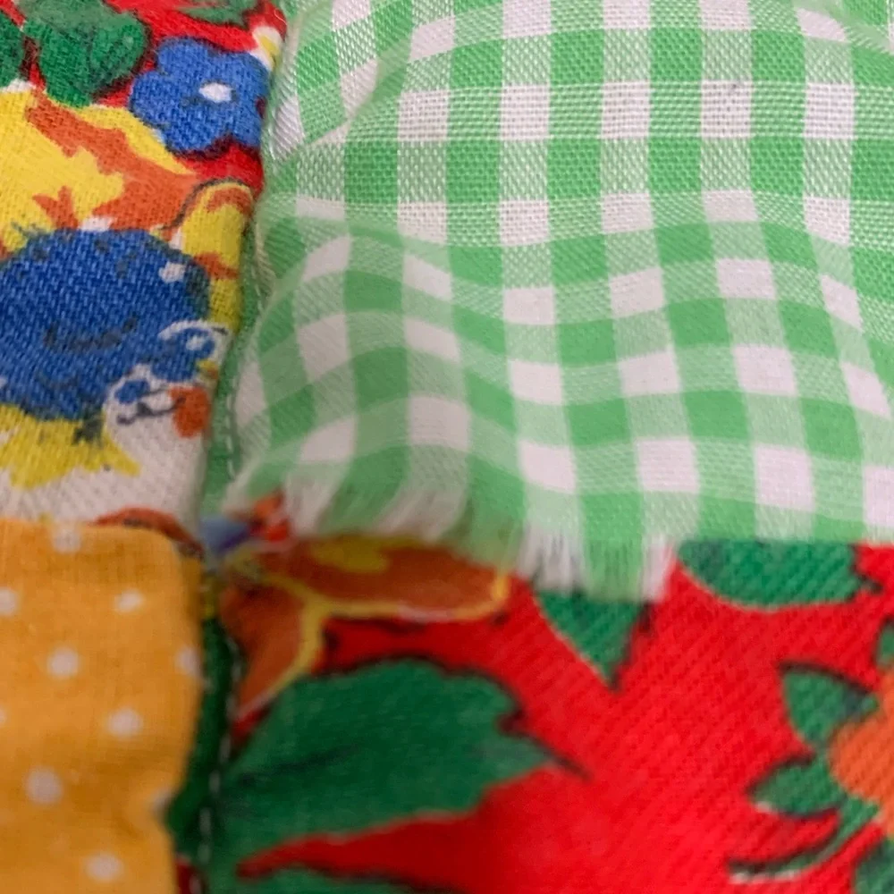 Vintage 70s Handmade MINI Quilt 20x28.5”